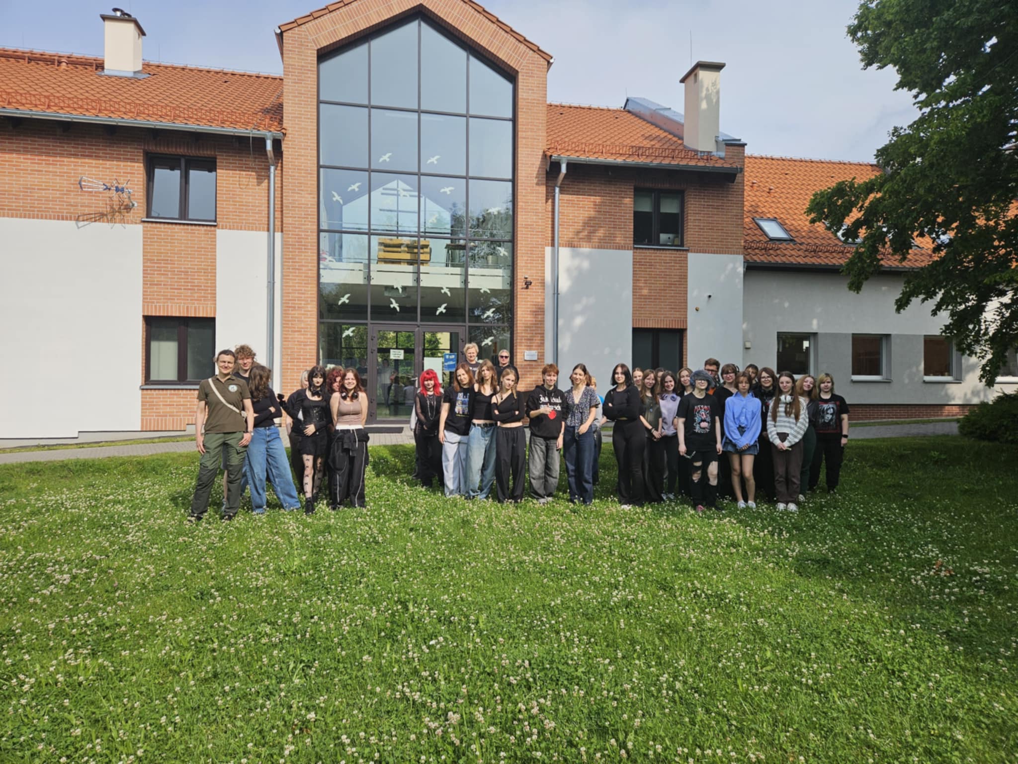 Warsztaty leśnej uważności – poznaję i chronię Wysoczyznę Elbląską – projekt Liceum Sztuk Plastycznych w Gronowie Górnym