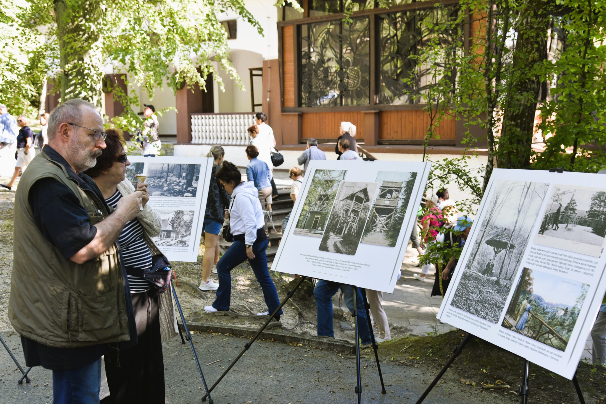 Wystawa „Pozdrowienia z Bażantarni”