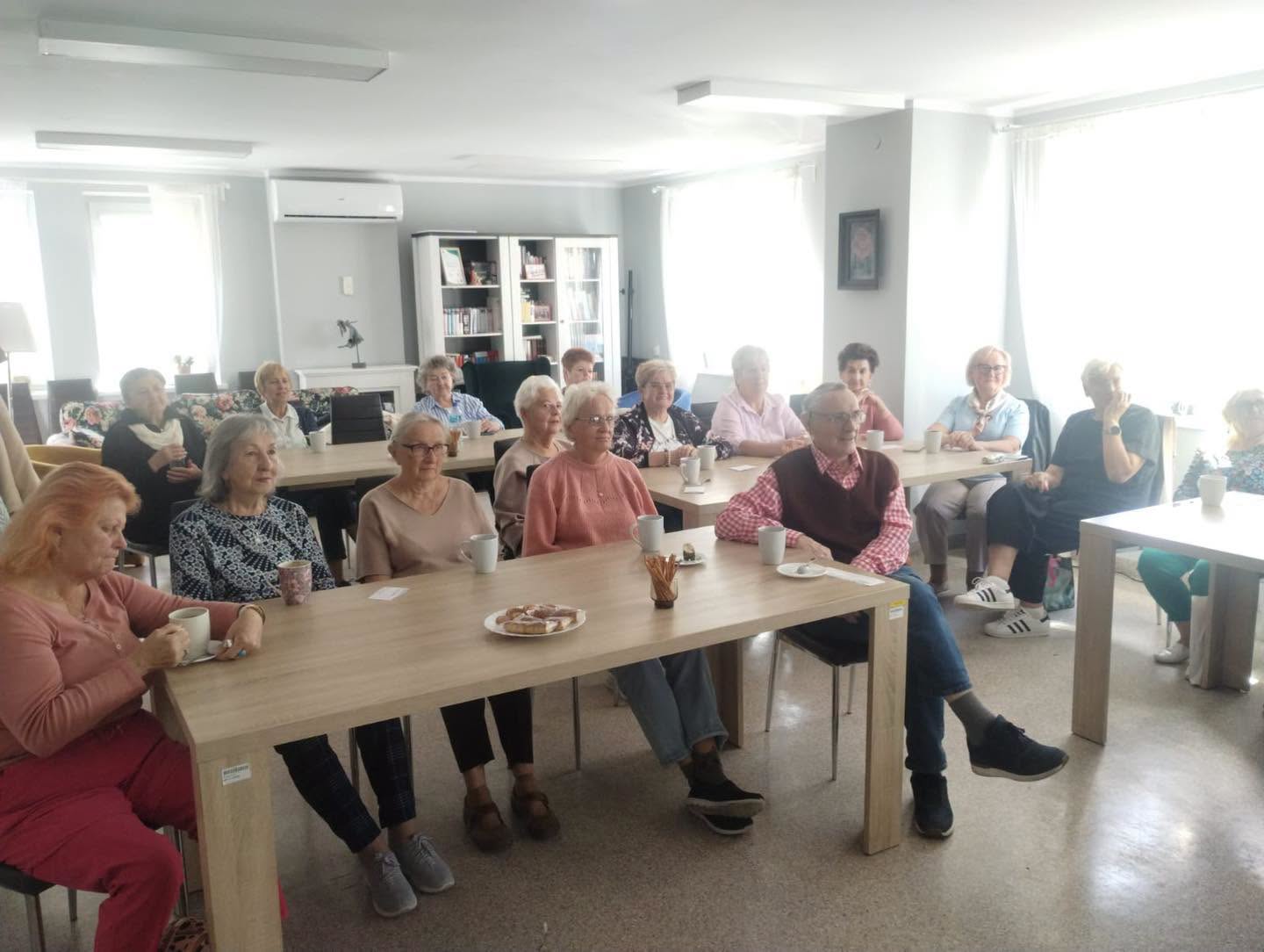 W świecie ptasich wędrówek – spotkanie w Klubie Seniora ECUS